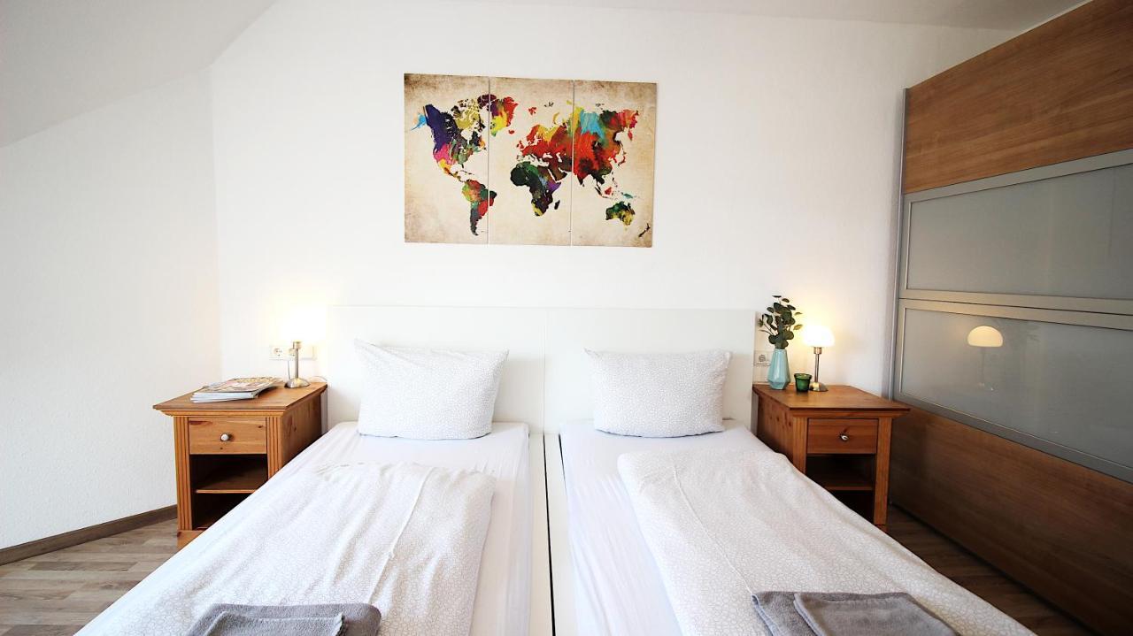 Homie Stay Zell - Apartment Mit Privatparkplatz Zell am Main 외부 사진