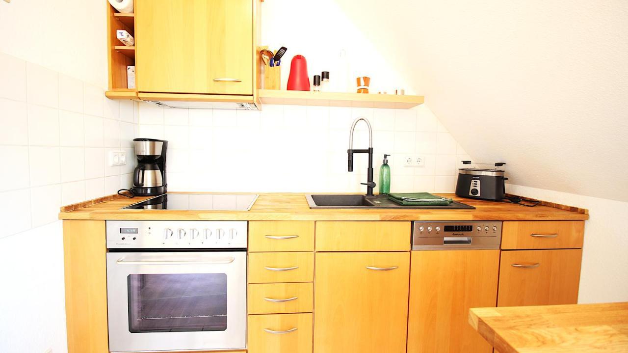 Homie Stay Zell - Apartment Mit Privatparkplatz Zell am Main 외부 사진